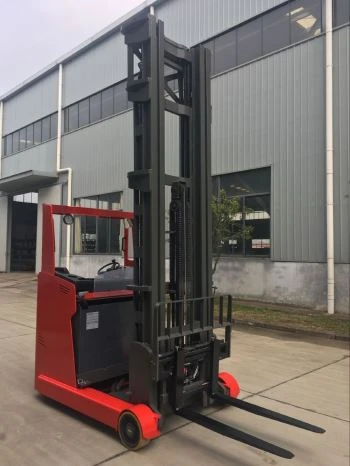 1600kg Trucail Snámh Leictreach ina Shuí TIONSCAIL